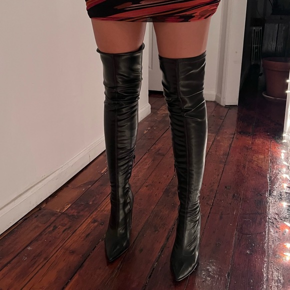 Thigh-high, vegan leather, pointed toe ASOS Design wedge high heel boots - Picture 3 of 9